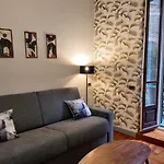 Retreats Porta Romana 아파트 *
