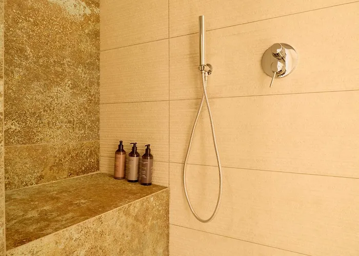 Retreats Porta Romana Apartment